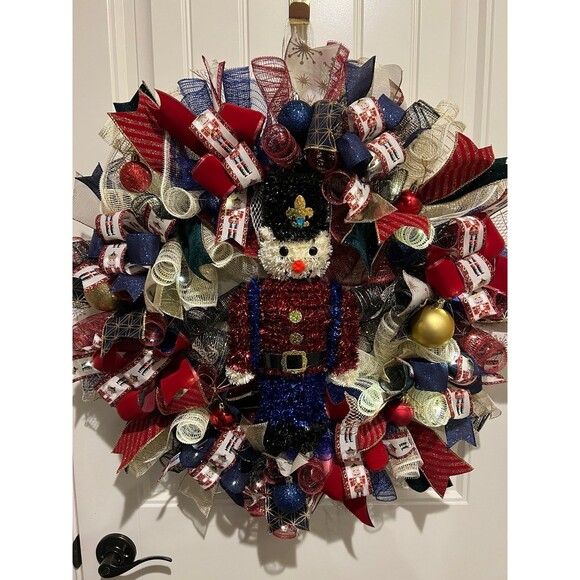 Handmade Christmas Holiday Tinsel Drummer Boy Prelit Door Wreath 26 in XLW11 - Picture 9 of 11